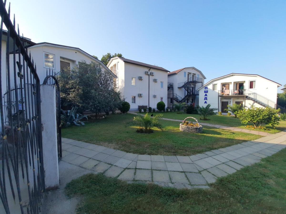 Hotel Pshada Pitsunda Dış mekan fotoğraf